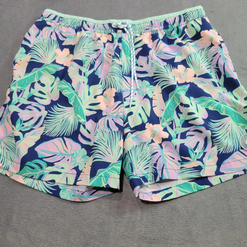 Chubbies Mens Tropical Floral Palm Swim Trunks Navy Mint 5.5 Inseam XL SS24SW022